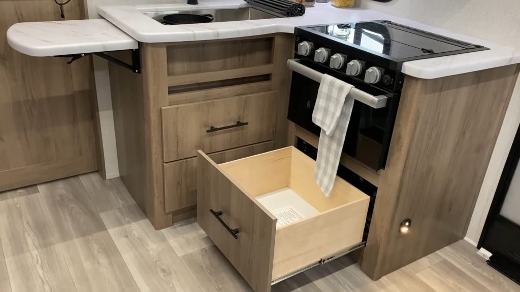 2024 Imagine 25DBE kitchen