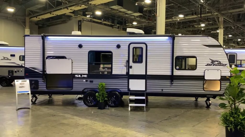 2024 Jay Flight SLX 260BH exterior