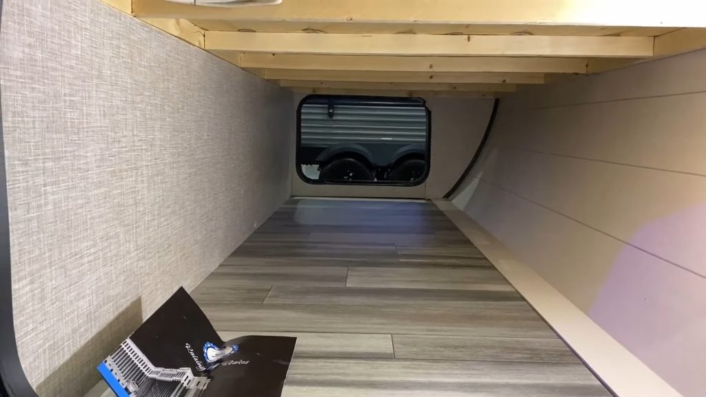 2024 Jay Flight SLX 260BH exterior