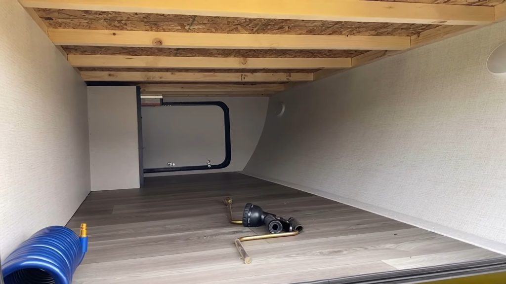 2024 Transcend 240ML exterior