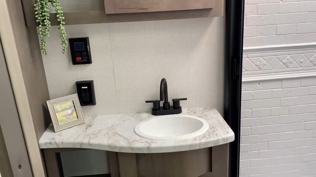 2024 Transcend 240ML bathroom