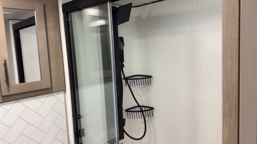 2024 Momentum 414M bathroom