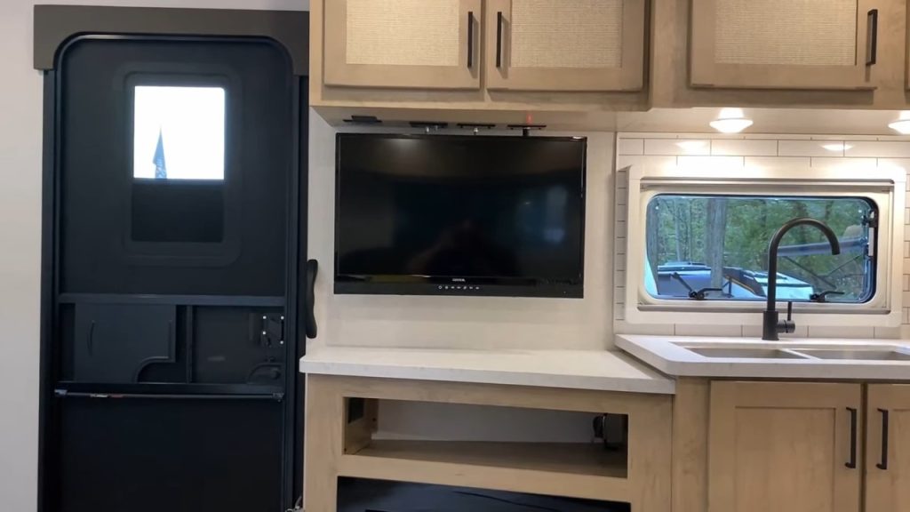 2024 Ember 21MRK Touring Edition living area