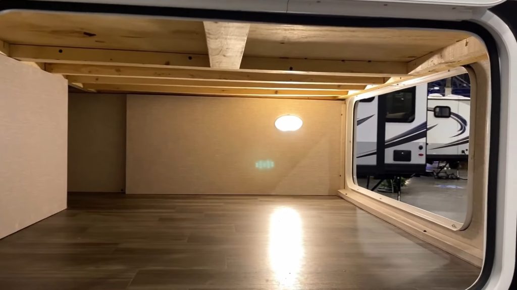 2024 Jayco Eagle 29.5BHDS exterior