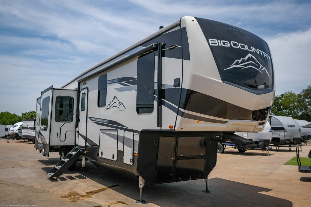 Big country 5th Wheel