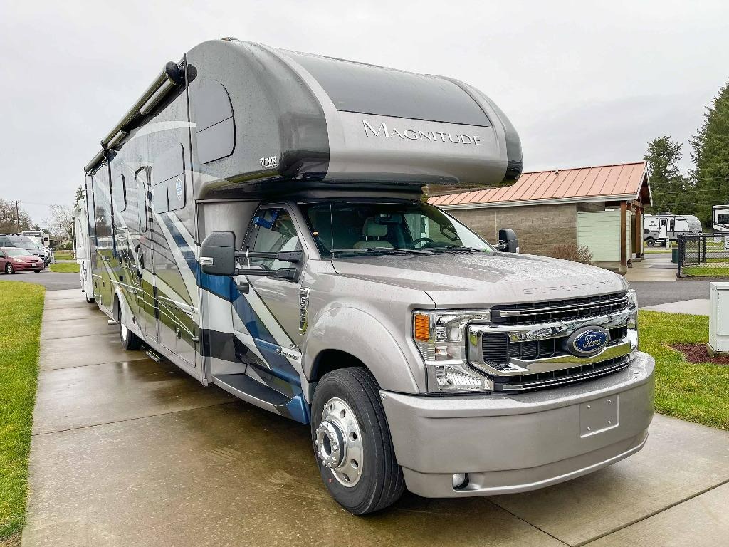 Super C motorhome