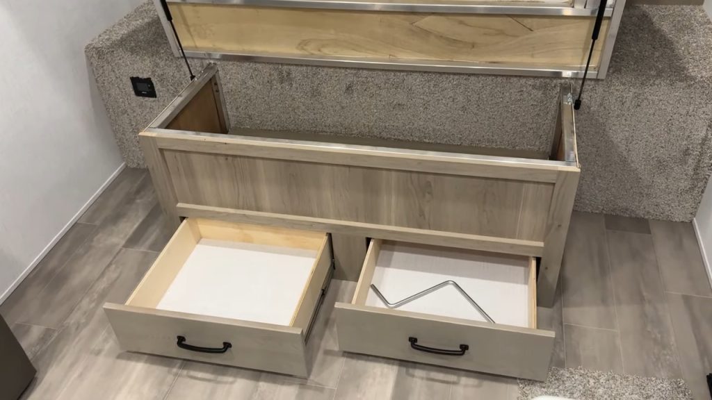 2024 Rockwood Geo Pro 20FBS bedroom