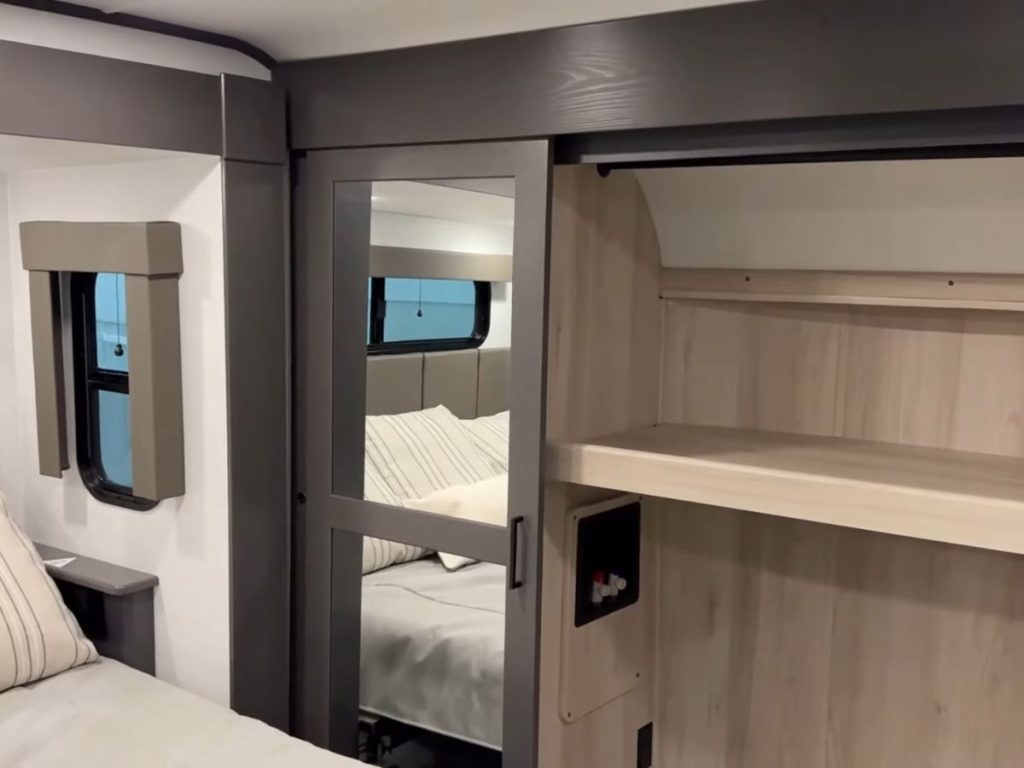 2024 Alliance 40v13 bedroom