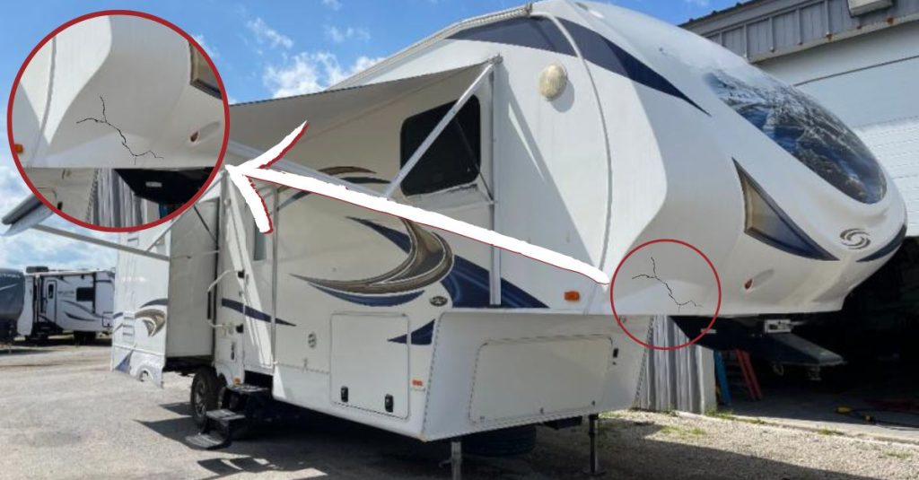 cracks in laminate siding