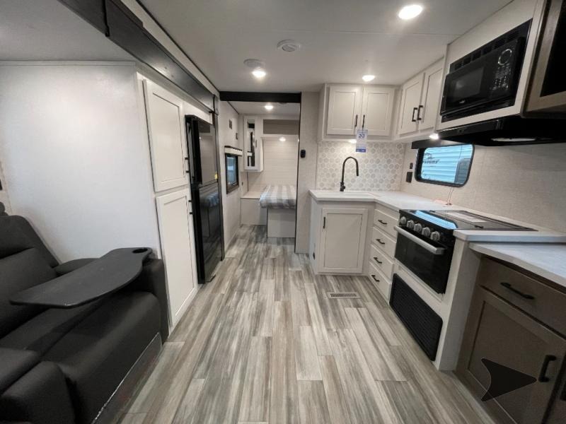 Jay Flight 20RBS interior