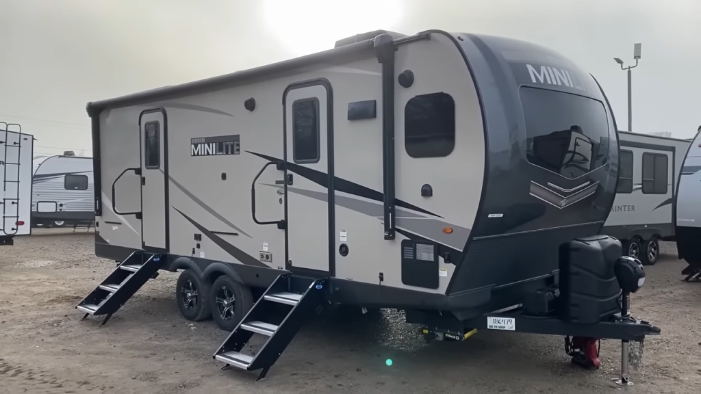 Forest River Rockwood Mini Lite 2516S