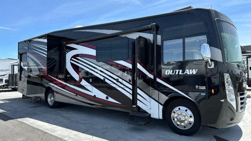 Class A Thor Motors Outlaw