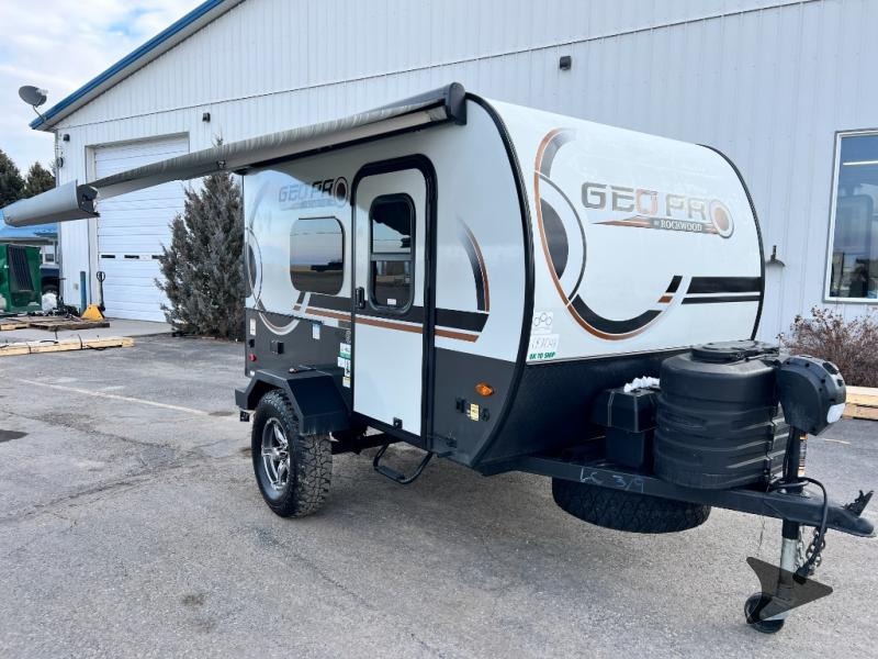 Exterior of single axle Rockwood Geo Pro 12S
