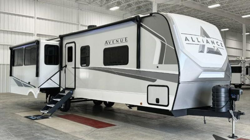 Alliance Avenue Travel trailer