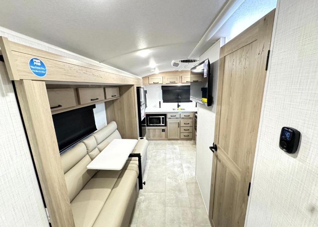 Inside the Rockwood Geo Pro 20FK