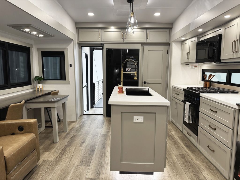 open, spacious interior of Brinkley Z 3420-- lots of room to move around