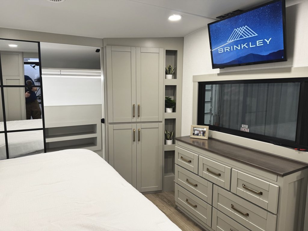 Large main bedroom inside Brinkley Z 3420