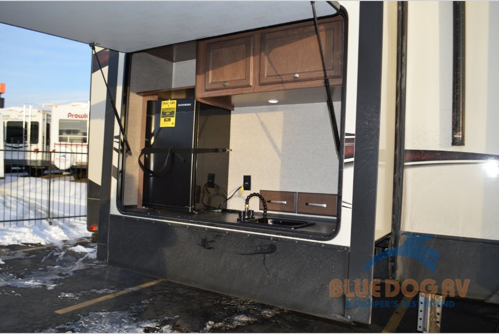 Heartland ElkRidge Fifth Wheels Multiple Bunkhouse Models Offer Luxury