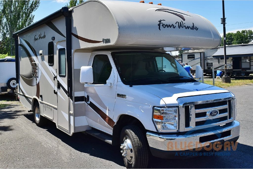 Experience Freedom with the Thor Motor Coach Four Winds Class C Blue