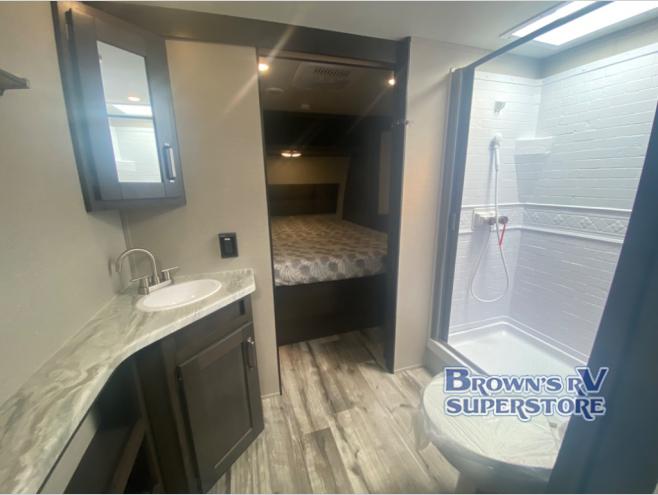 RVs with a Walk-Thru Bath Review