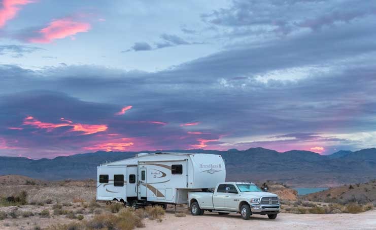 5 Must-See Destinations for Your Next Family RV Tour