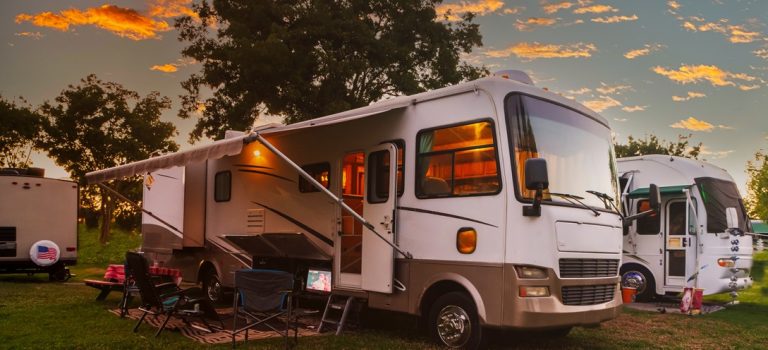 Tips for Towing a Car with a Motorhome